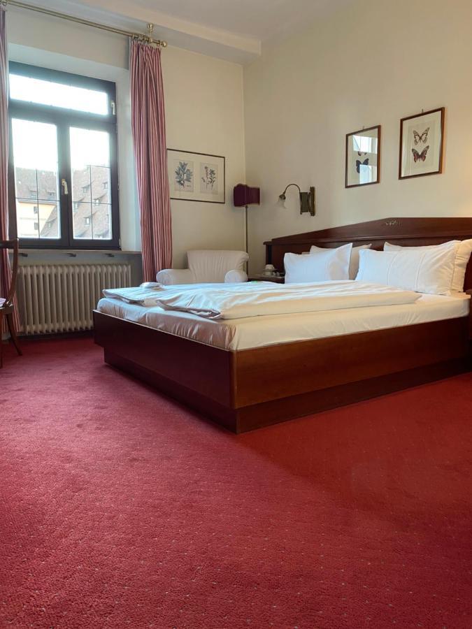 Hotel Deutscher Kaiser Nürnberg Exteriör bild